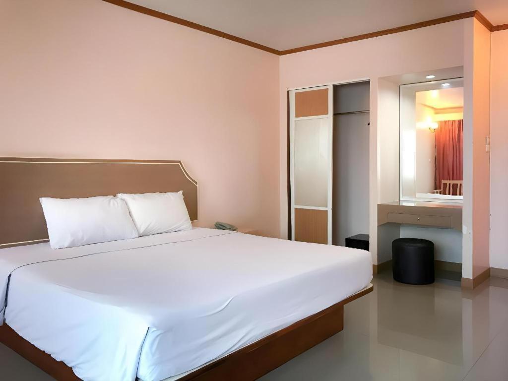 J Two S Pratunam Hotel Bangkok Eksteriør bilde