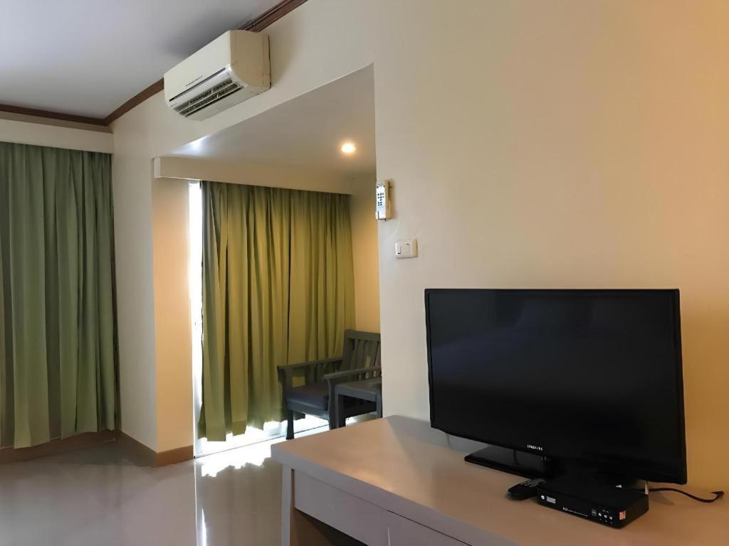 J Two S Pratunam Hotel Bangkok Eksteriør bilde