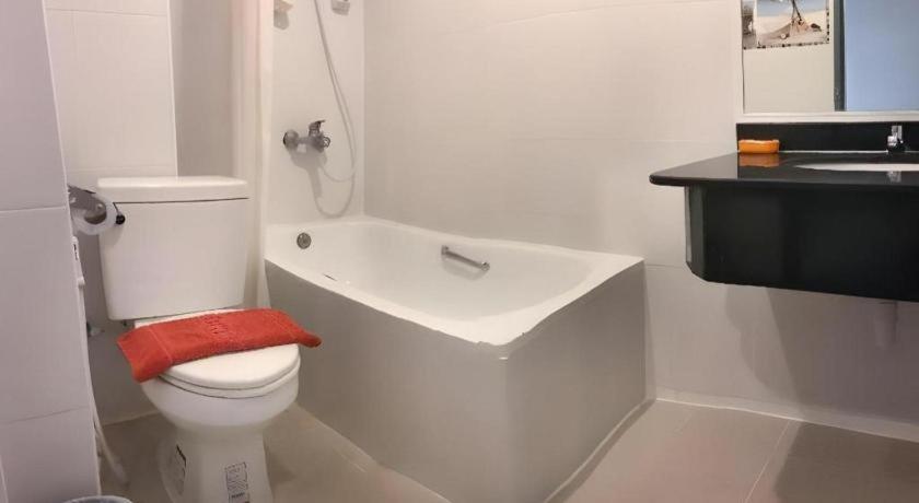 J Two S Pratunam Hotel Bangkok Eksteriør bilde