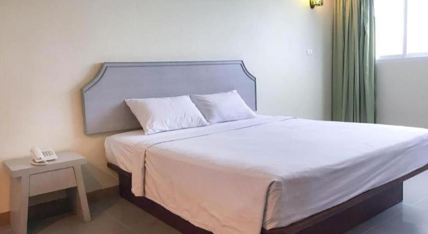 J Two S Pratunam Hotel Bangkok Eksteriør bilde