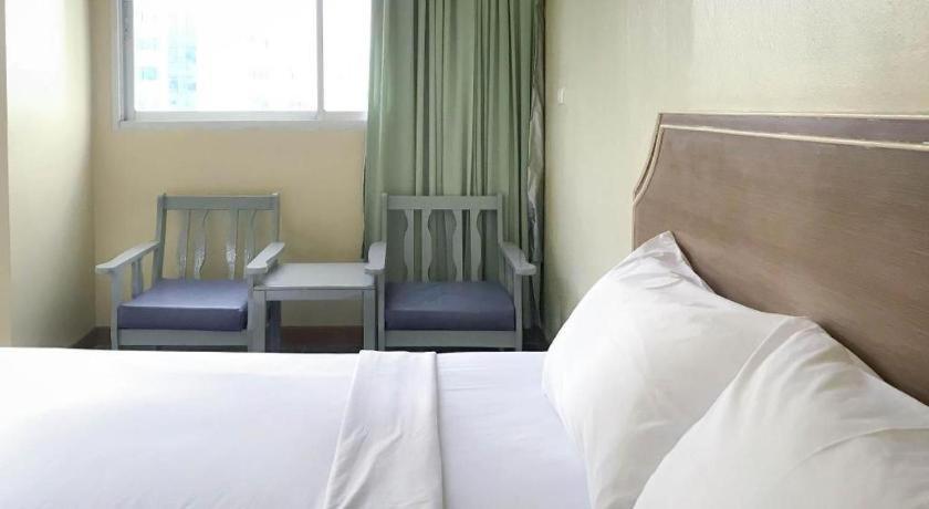 J Two S Pratunam Hotel Bangkok Eksteriør bilde