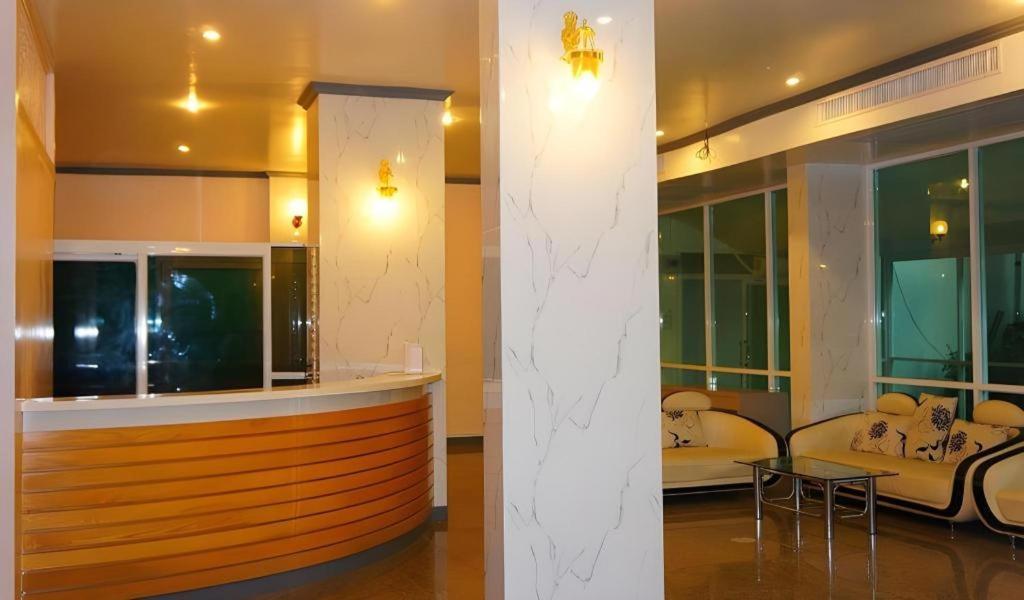 J Two S Pratunam Hotel Bangkok Eksteriør bilde